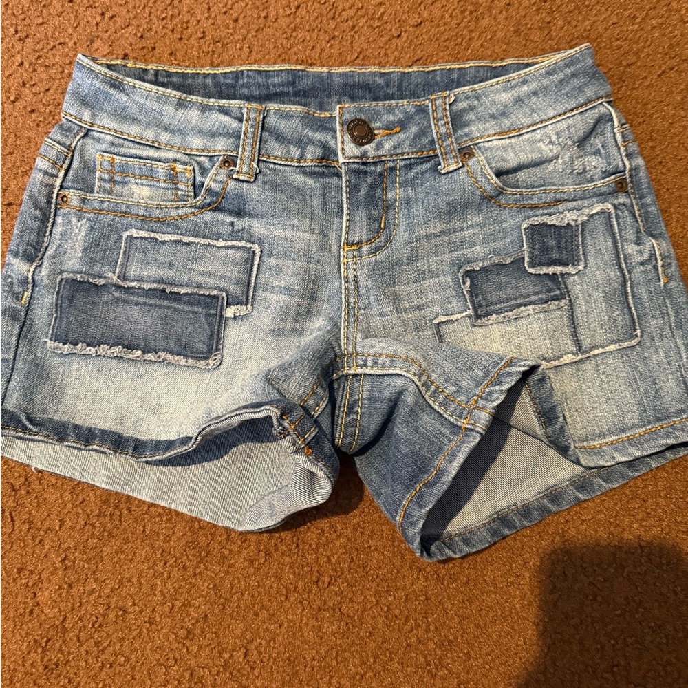 Stylish Blue Denim Women Shorts